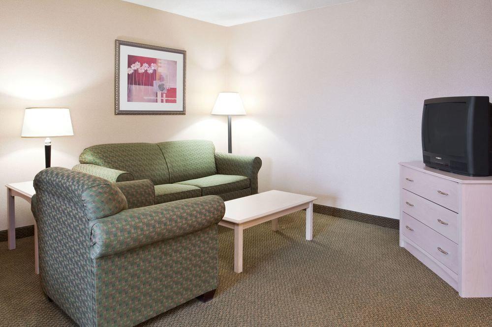 Holiday Inn Express Vermilion By Ihg Exteriér fotografie