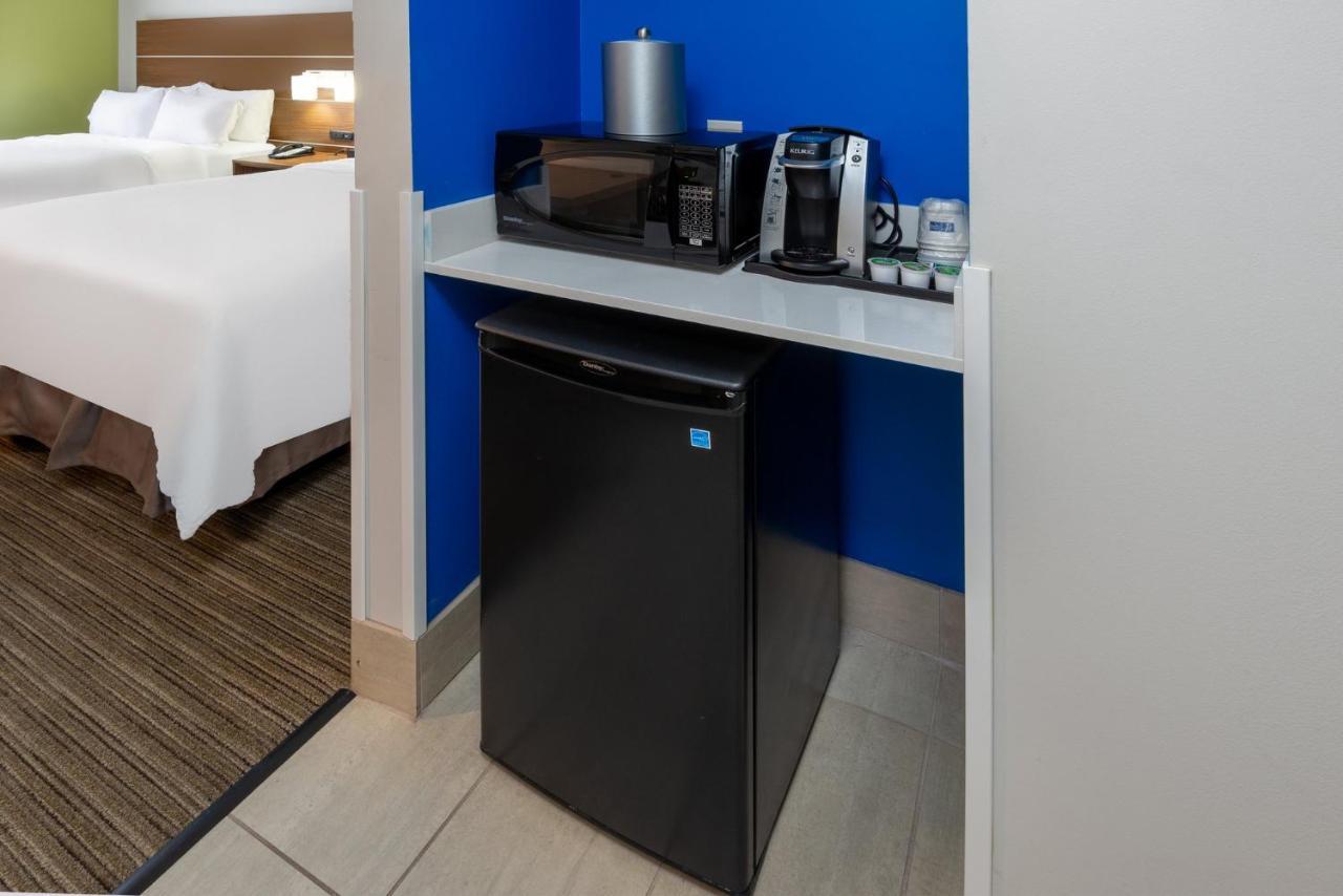 Holiday Inn Express Vermilion By Ihg Exteriér fotografie