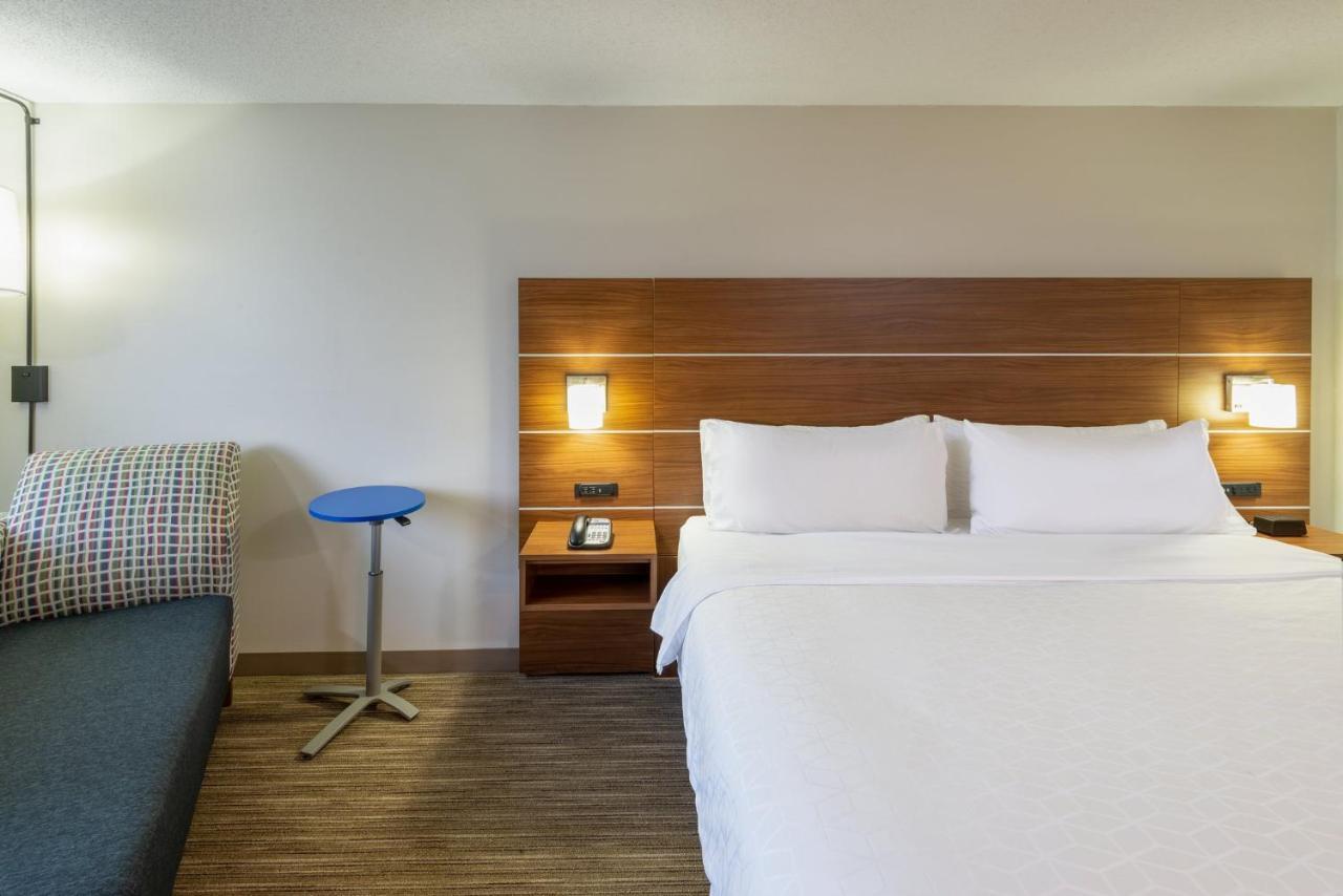Holiday Inn Express Vermilion By Ihg Exteriér fotografie