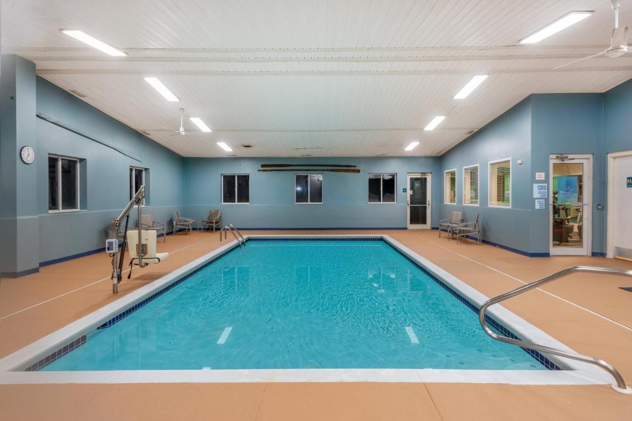 Holiday Inn Express Vermilion By Ihg Exteriér fotografie